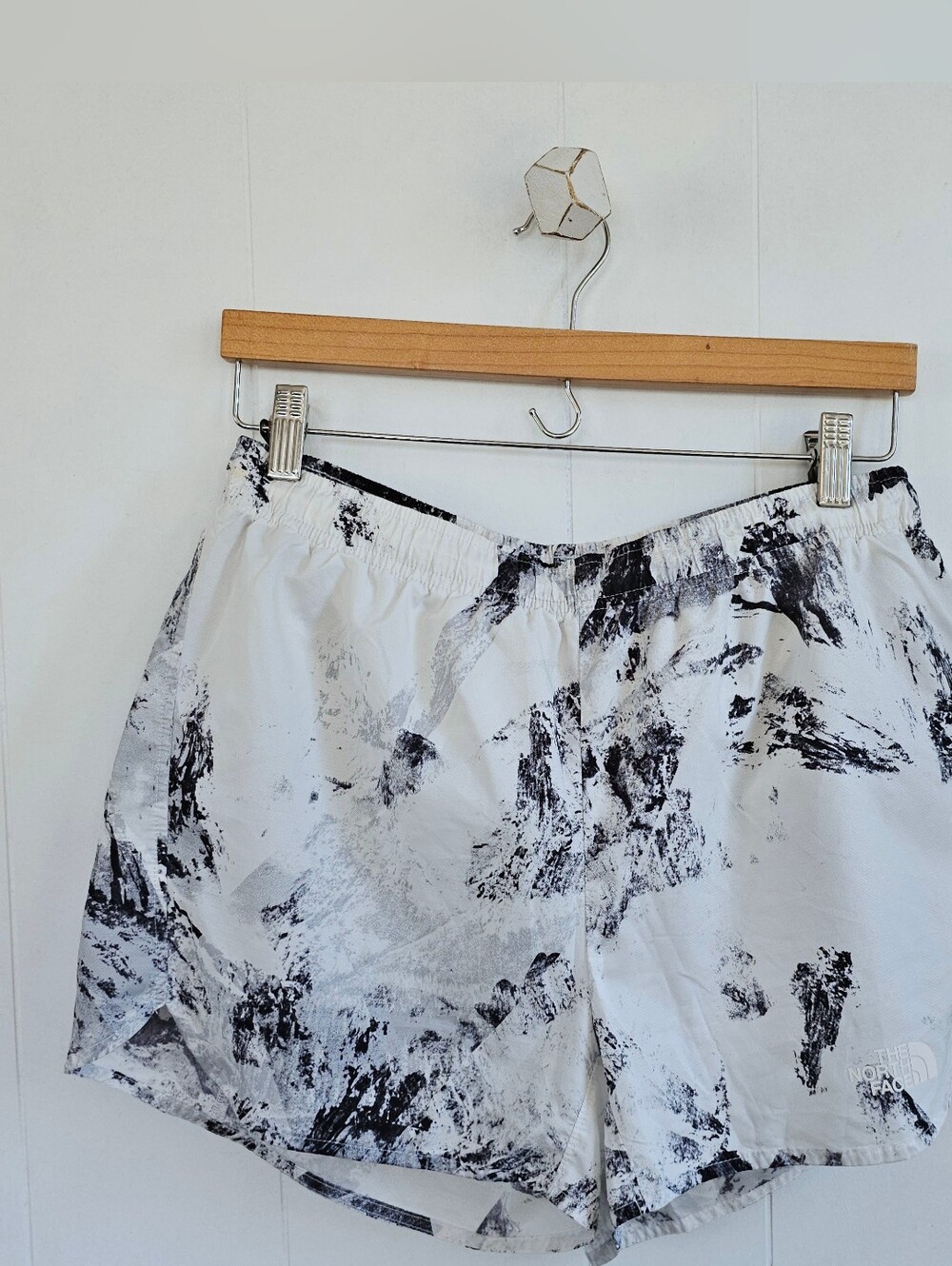 THE NORTH FACE Running Shorts